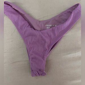 Frankie’s Bikinis NWOT katarina plisse bottoms